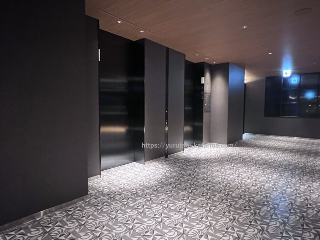 ホテルメトロポリタン羽田のエレベーターホール