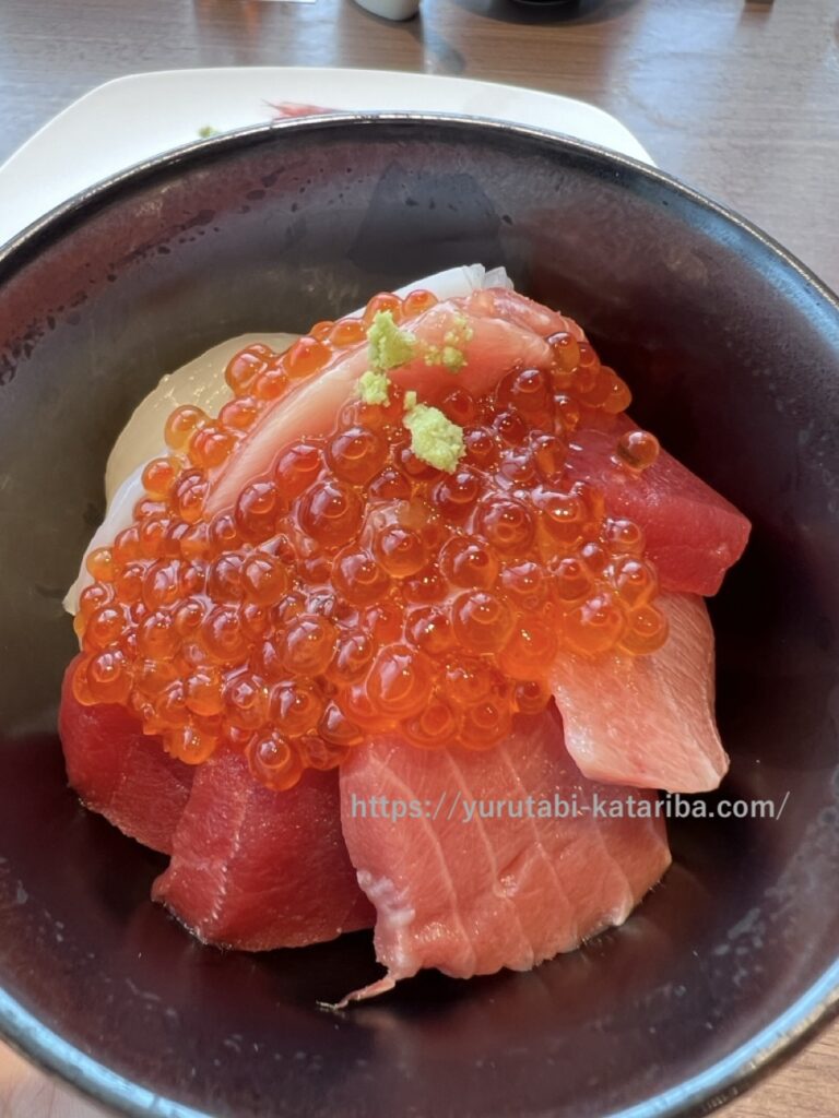 センチュリーマリーナ函館の朝食の海鮮丼
